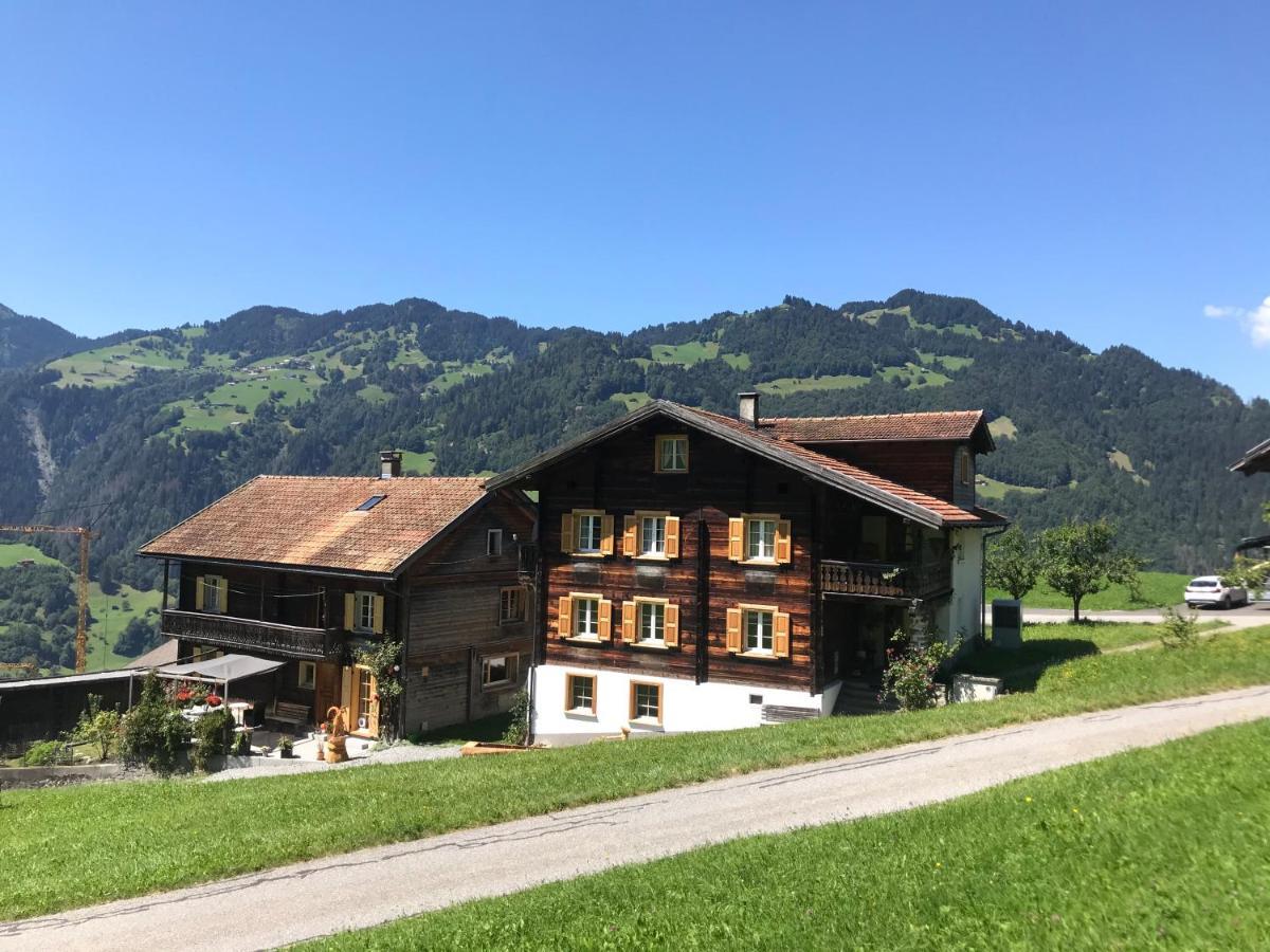 Latura - 3.5 Zimmerwohnung für 4 Personen, 80m2 Buchen im Prattigau Exterior foto